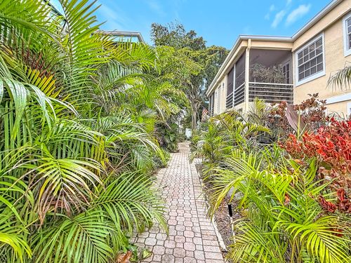 d-305 Se 11th Avenue, Pompano Beach, FL, 33060 | Card Image