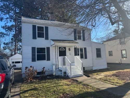 140 Sycamore St, Holyoke, MA, 01040-3134 | Card Image