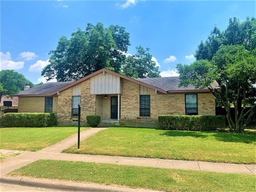 3910 Bucknell Dr, Garland, TX, 75042-5307 | Card Image