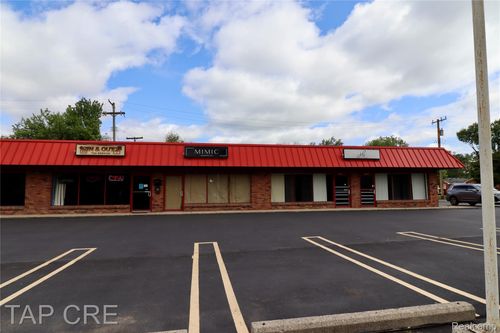 27520 7 Mile Rd, Livonia, MI, 48152-3865 | Card Image