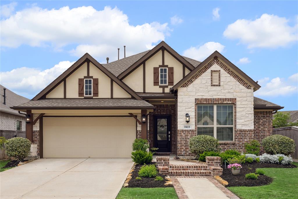 Falkenstein Castle Way, Cypress, TX 77433