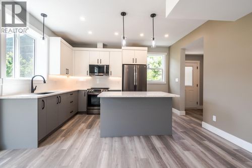 180 Hollywood Cres, Lillooet, BC, V0K1V0 | Card Image