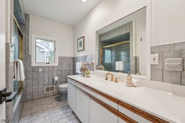 7 Highland Blvd, House other with 5 bedrooms, 3 bathrooms and null parking in West Orange NJ | Image 16
