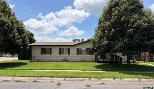 209 E 6th St, DAVENPORT, NE, 68335-9438 | Card Image