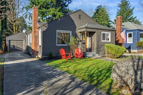 8053 16th Avenue Nw, Seattle, WA, 98117 | Card Image