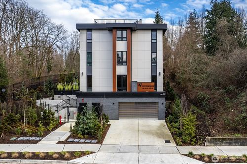 282 118th Ave Se, Bellevue, WA, 98005-3517 | Card Image