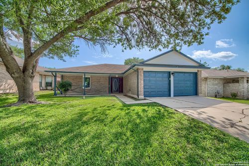 10910 Forest Farm, Live Oak, TX, 78233 | Card Image