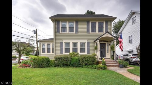 224 E Cliff St, Somerville, NJ, 08876-2415 | Card Image