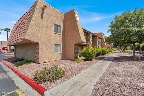 2-4400 Sandy River Dr, Las Vegas, NV, 89103-7471 | Card Image