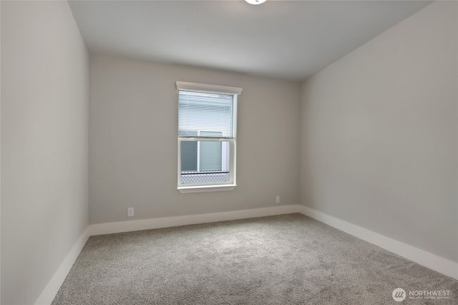 **Photos of another home but the same | Image 18