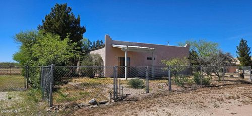 3135 W Green Park Dr, Benson, AZ, 85602-7782 | Card Image