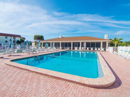 apt-d4-5400 Highway A1a, Indian River Shores, FL, 32963-5046 | Card Image