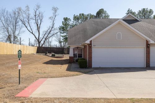 921 S Lafayette St, Rogers, AR, 72758-1340 | Card Image