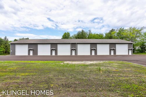 105-1392 Wilson Rd, Norton Shores, MI, 49456-8604 | Card Image