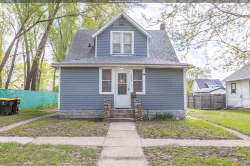 4228 Central St, Sioux City, IA, 51108-1315 | Card Image