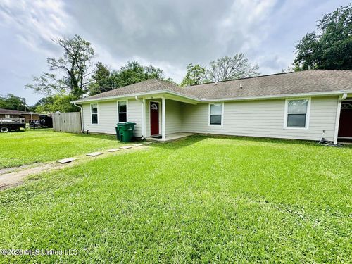 b-410 Washington St, Bay Saint Louis, MS, 39520-3411 | Card Image