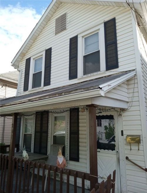 207 6th Ave, Aliquippa, PA, 15001-3419 | Card Image