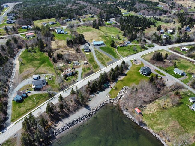 10471 Highway 16, House other with 2 bedrooms, 3 bathrooms and null parking in Guysborough NS | Image 10
