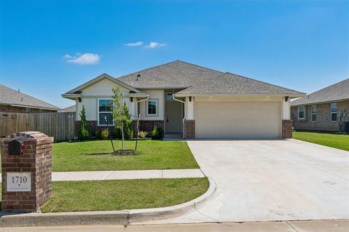 1710 Addington Rd, Newcastle, OK, 73065-6679 | Card Image