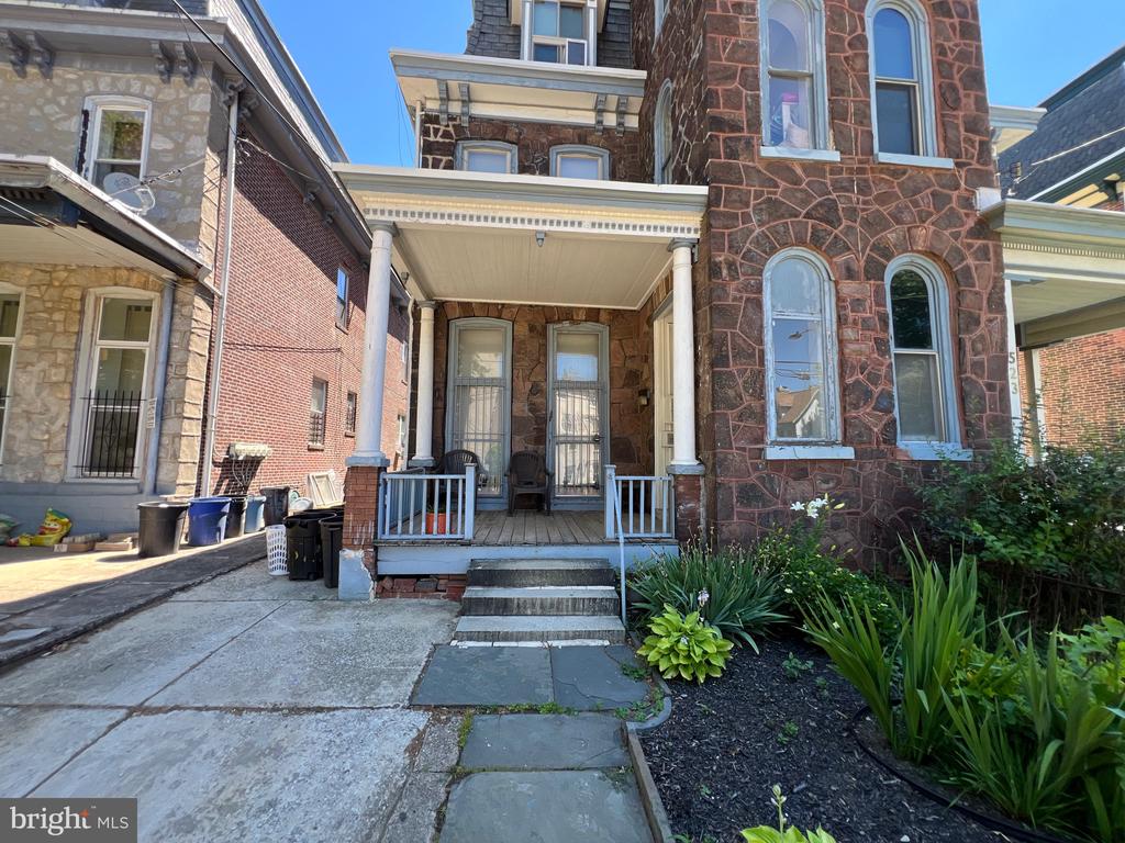 Residential Lease in PHILADELPHIA 2