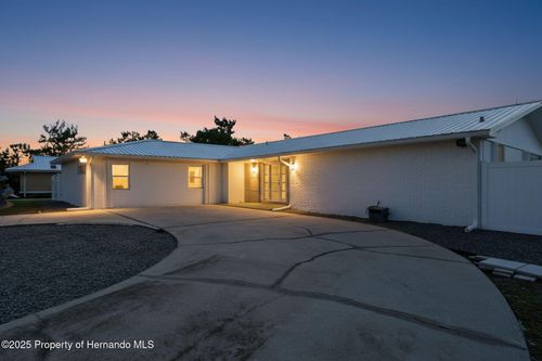 11982 Bayshore Dr, Crystal River, FL, 34429-5249 | Card Image