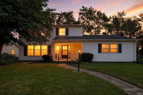 6433 Salisbury Dr, Fort Wayne, IN, 46816-3745 | Card Image