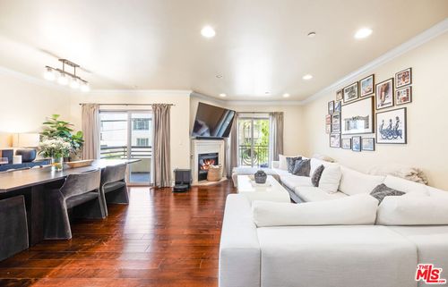 202-951 Granville Ave, Los Angeles, CA, 90049 | Card Image