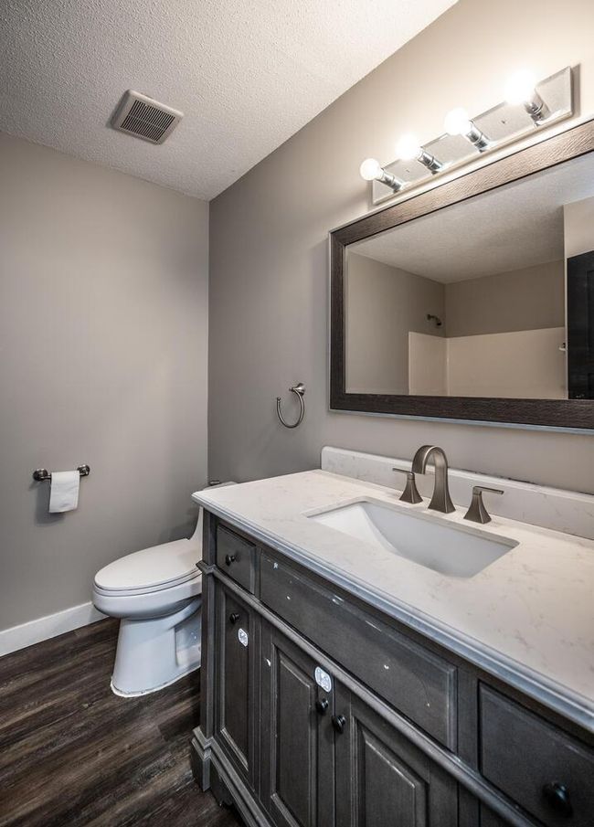 32955 County 24 Blvd Cannon-large-046-029-Bathroom-719x1000-72dpi.jpg | Image 33