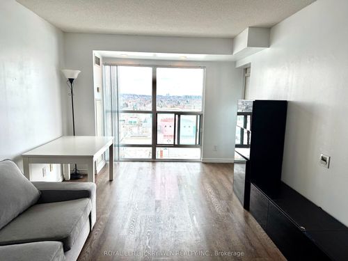 1003-185 Oneida Cres, Richmond Hill, ON, L4B0B1 | Card Image