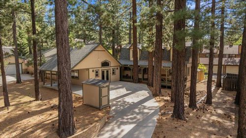 572 Ponderosa Dr, Big Bear Lake, CA, 92315 | Card Image