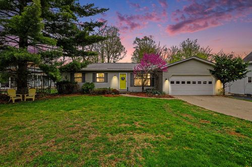 566 N Marshall Avenue, Marshall, MI, 49068 | Card Image