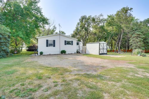 17068 18th St Se, Gardner, ND, 58042-3636 | Card Image