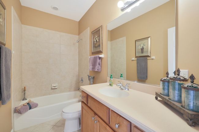 2nd Bath | Image 22