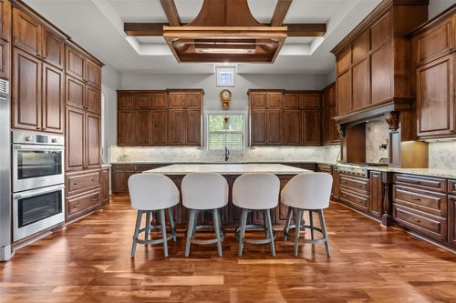2080 Wilderness Trl, Friendswood, TX, 77546-1410 | Card Image