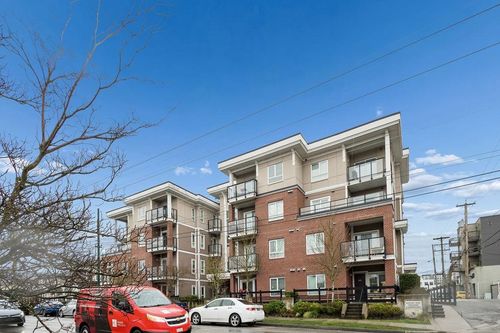 4860 Slocan St, Vancouver, BC, V5R2A3 | Card Image