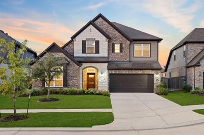 Welcome home 5 bed, 4 Bath home w/office & game room. | Image 1