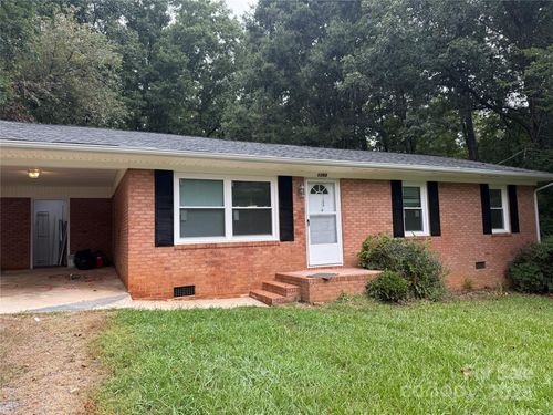 41283 Kings Rd, New London, NC, 28127-8601 | Card Image