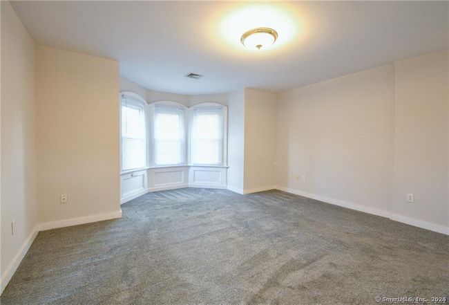 217 Maple Ave, Home with 3 bedrooms, 4 bathrooms and 3 parking in Cheshire CT | Image 9