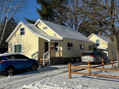 229 Main St Nw, Menahga, MN, 56464-2415 | Card Image