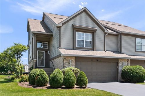 7951 Hedgewood Dr, Darien, IL, 60561-1788 | Card Image