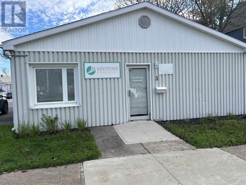 3 Ingoville St, Sydney, NS, B1S2T1 | Card Image