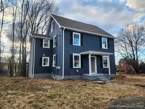 7 Walnut St, Middletown, CT, 06457-3828 | Card Image