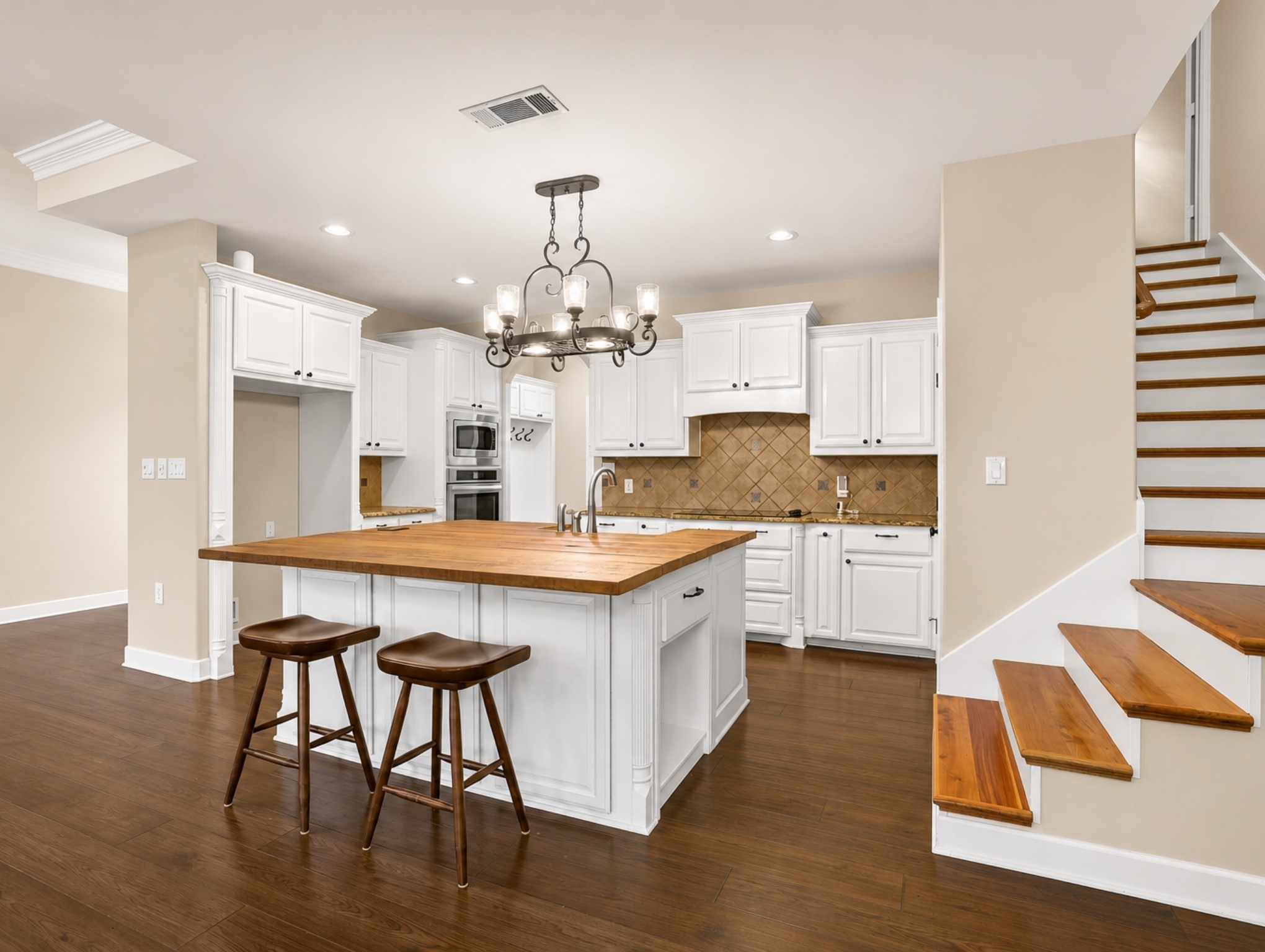 Residential in Leonard 4