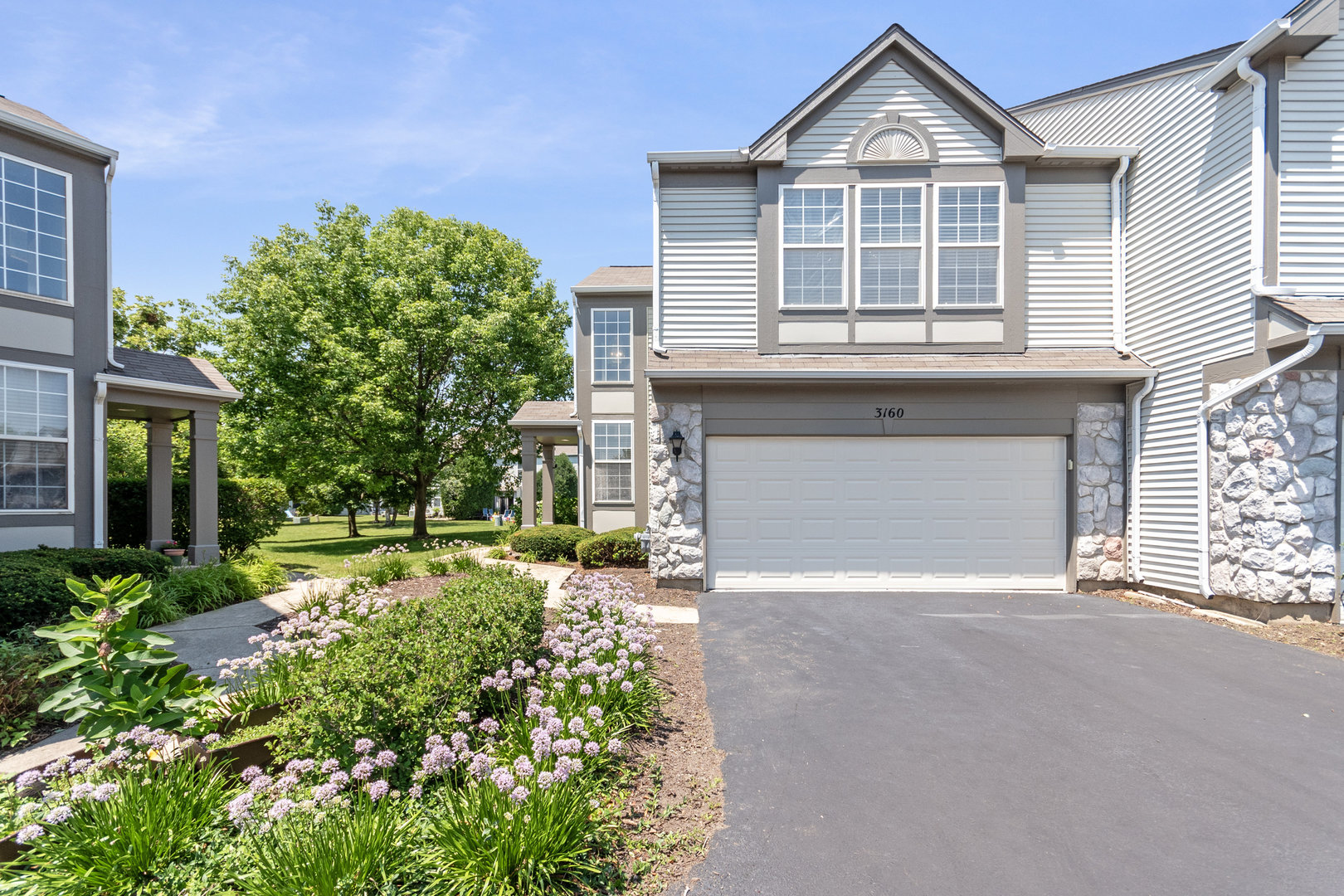 3160 Bromley Lane, Sold in Aurora Zoocasa