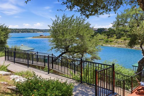 1307 Osprey Ridge Loop, Lago Vista, TX, 78645-8019 | Card Image