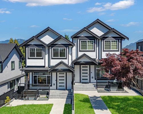 3621 Yale St, Vancouver, BC, V5K1C7 | Card Image
