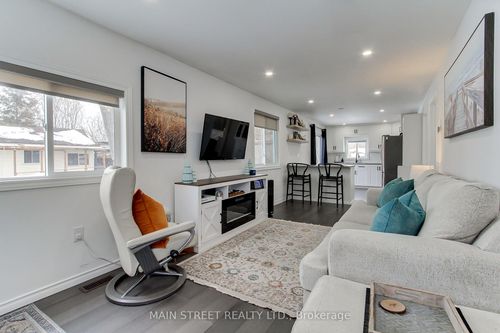 1039 Ewart St, Belle Ewart, ON, L0L1W0 | Card Image