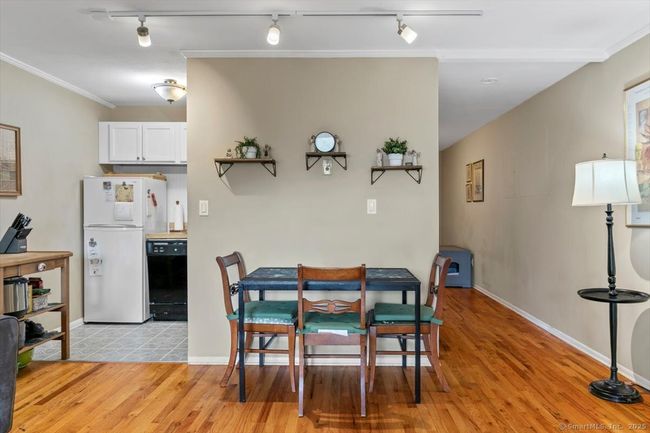 230 - 230 West Walk, Condo with 1 bedrooms, 1 bathrooms and 2 parking in West Haven CT | Image 11