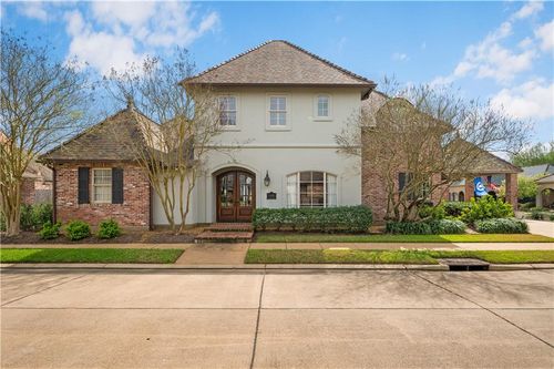 6008 Stonegate Dr, Alexandria, LA, 71303-2185 | Card Image