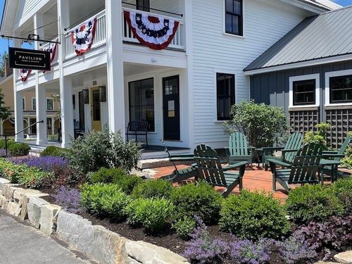 126 S Main St, Wolfeboro, NH, 03894-4327 | Card Image